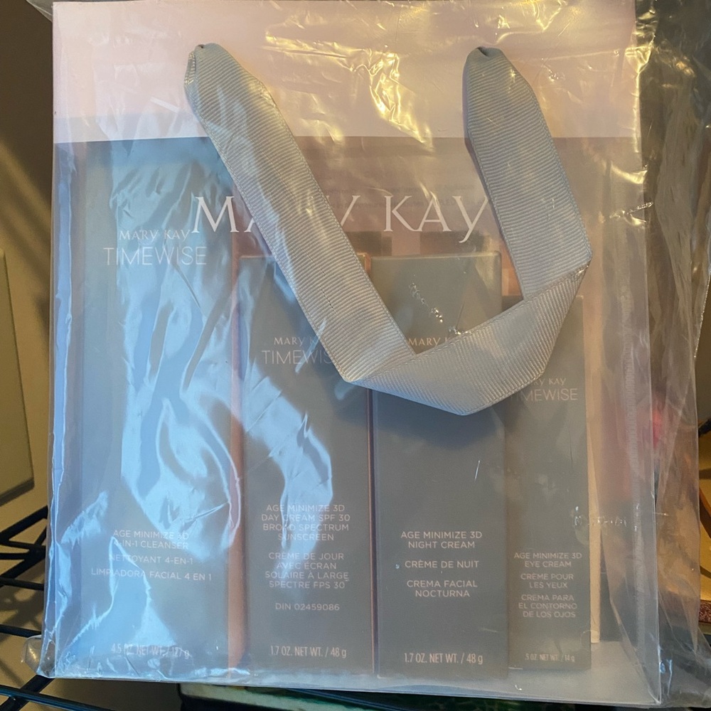 Mary Kay TimeWise Skincare Set